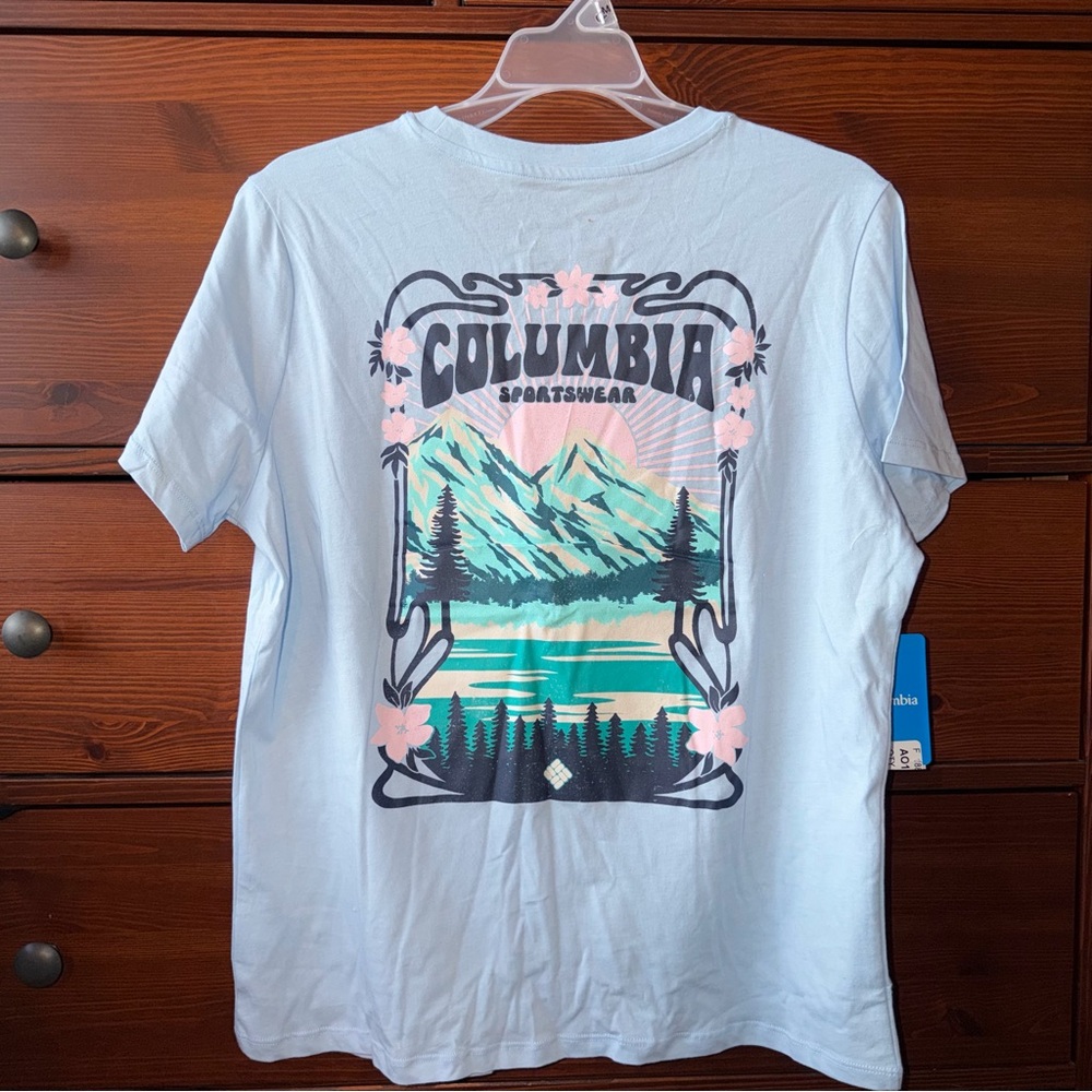 NWT Columbia Women's Light Blue Scenic Mountain T-Shirt - Picture 7 of 7